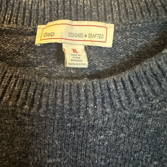 Gap Crewneck Sweater - Picture 3 of 3